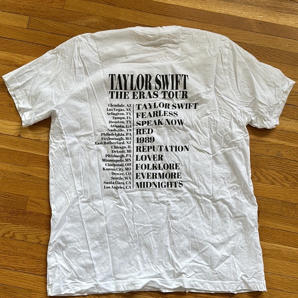 Taylor Swift Eras Tour T-Shirt - Picture 4 of 5